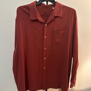 Nice rust colored Tommy Bahama, short sleeve button-down shirt 2xb